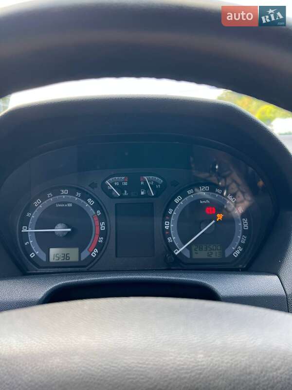 Универсал Skoda Fabia 2005 в Ровно