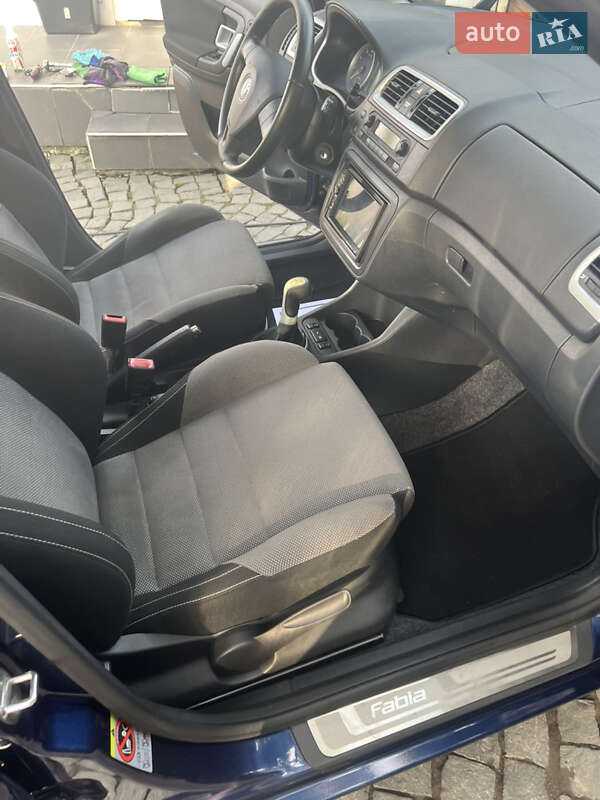 Хэтчбек Skoda Fabia 2008 в Хусте