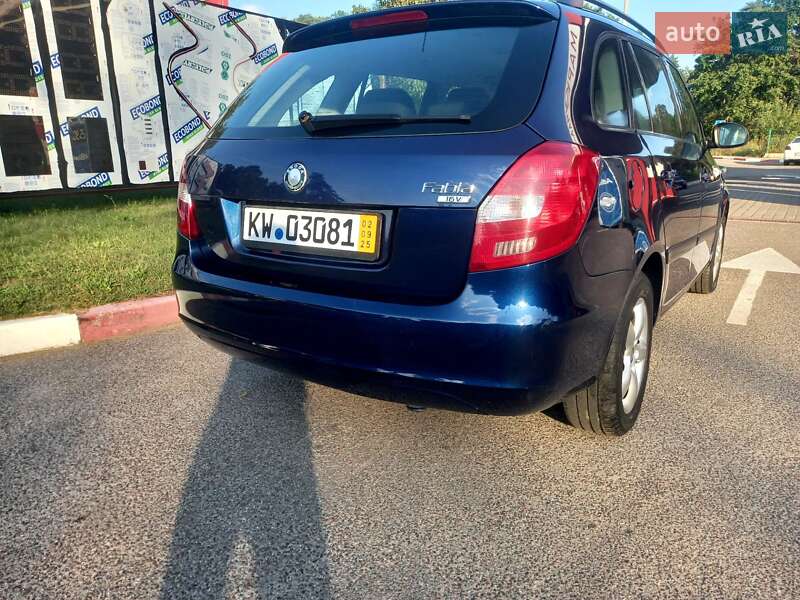 Універсал Skoda Fabia 2009 в Львові