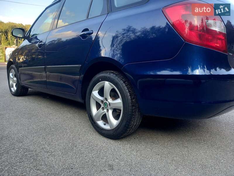 Універсал Skoda Fabia 2009 в Львові