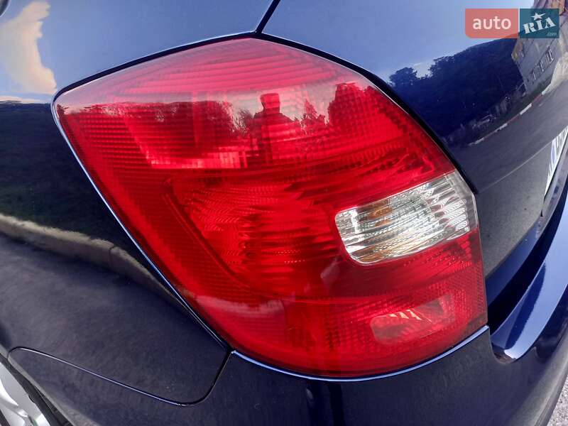 Універсал Skoda Fabia 2009 в Львові