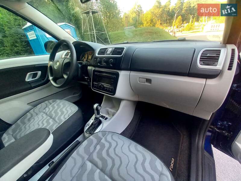 Універсал Skoda Fabia 2009 в Львові