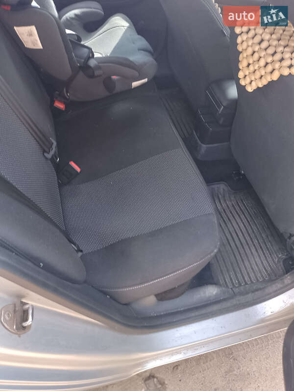 Универсал Skoda Fabia 2014 в Славуте