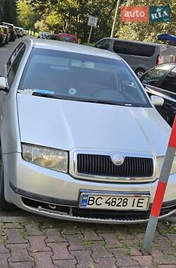 Седан Skoda Fabia 2003 в Львове