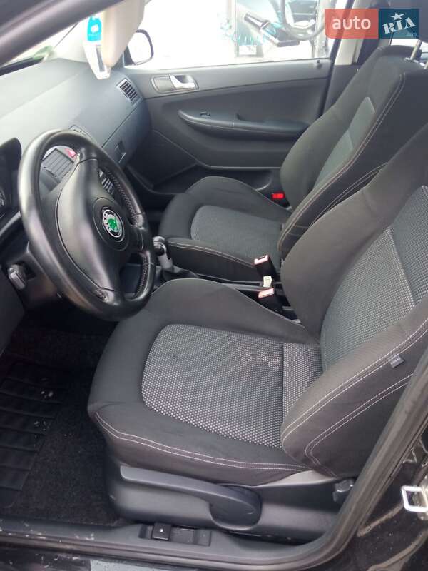 Універсал Skoda Fabia 2005 в Тернополі