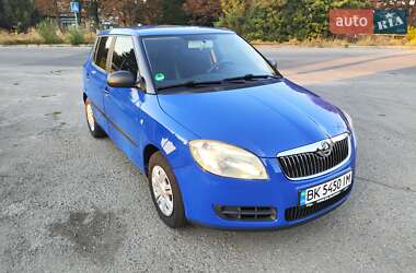 Хэтчбек Skoda Fabia 2007 в Ровно