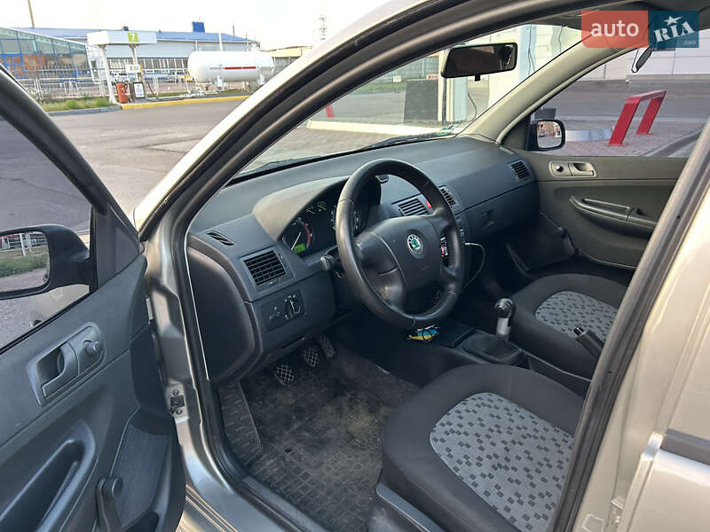 Універсал Skoda Fabia 2007 в Сумах