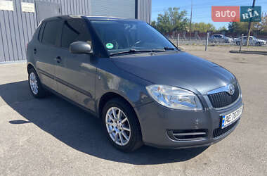 Хэтчбек Skoda Fabia 2009 в Днепре