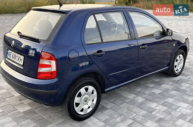 Хэтчбек Skoda Fabia 2006 в 