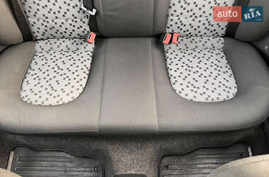 Хэтчбек Skoda Fabia 2006 в 