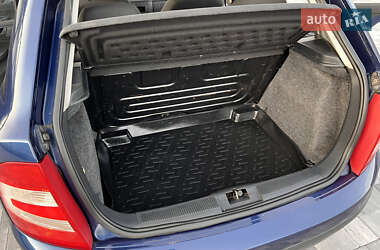 Хэтчбек Skoda Fabia 2006 в 