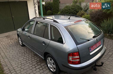 Универсал Skoda Fabia 2005 в 