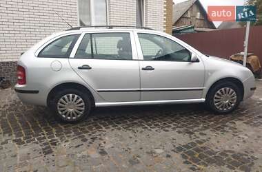 Универсал Skoda Fabia 2004 в Житомире