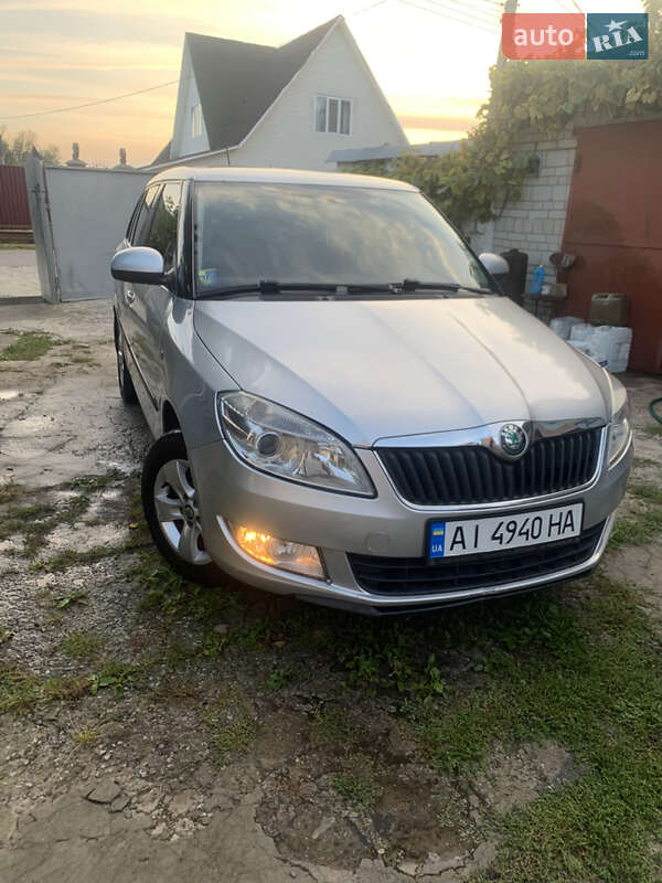 Skoda Fabia 2011 Skoda Fabia 2011