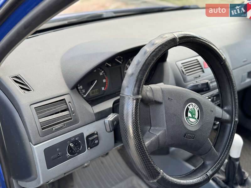 Хэтчбек Skoda Fabia 2003 в Ивано-Франковске