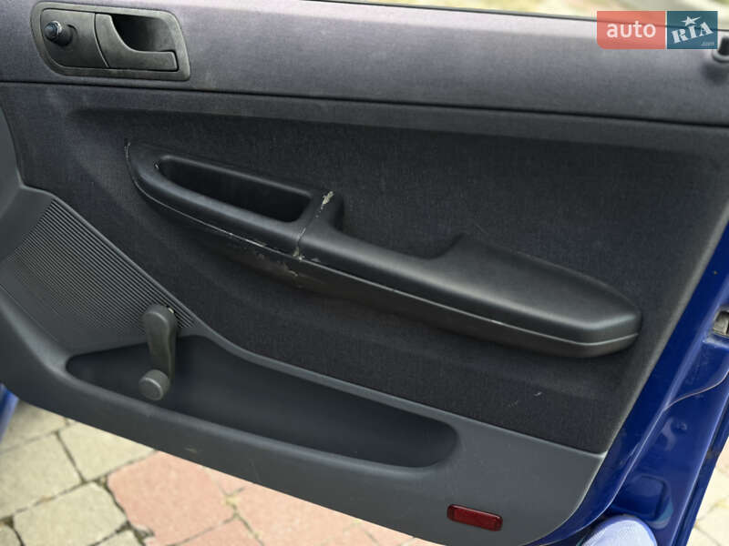 Хэтчбек Skoda Fabia 2003 в Ивано-Франковске