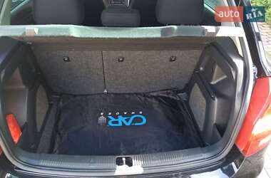 Хэтчбек Skoda Fabia 2009 в Луцке