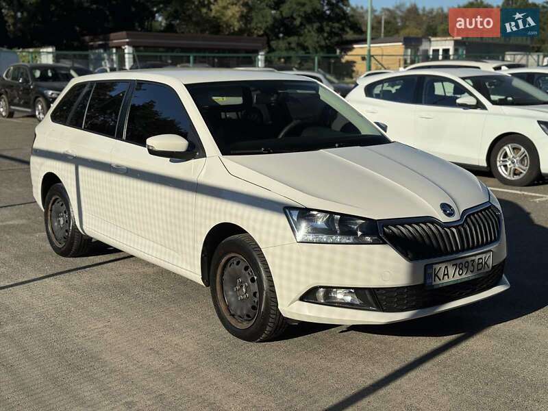 Универсал Skoda Fabia 2020 в Киеве