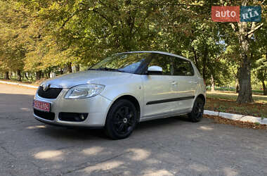 Хэтчбек Skoda Fabia 2008 в Полтаве