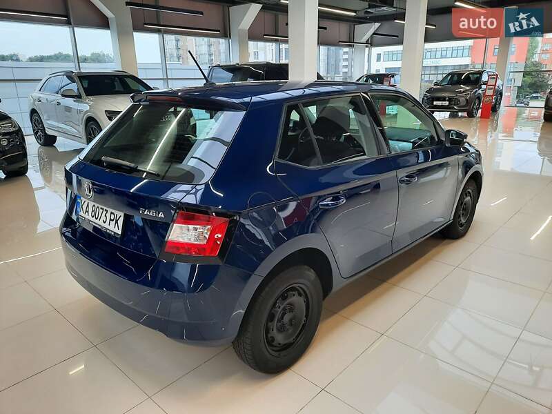 Хэтчбек Skoda Fabia 2017 в Хмельницком