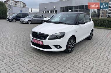 Хэтчбек Skoda Fabia 2012 в Луцке
