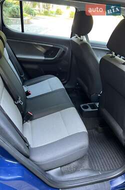 Хэтчбек Skoda Fabia 2011 в 