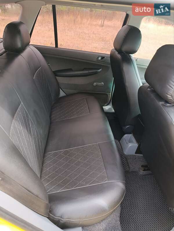 Універсал Skoda Fabia 2003 в Чечельнику