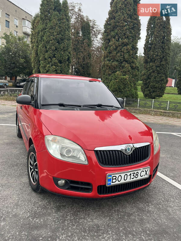 Хетчбек Skoda Fabia 2007 в Гусятині