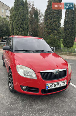 Хэтчбек Skoda Fabia 2007 в 