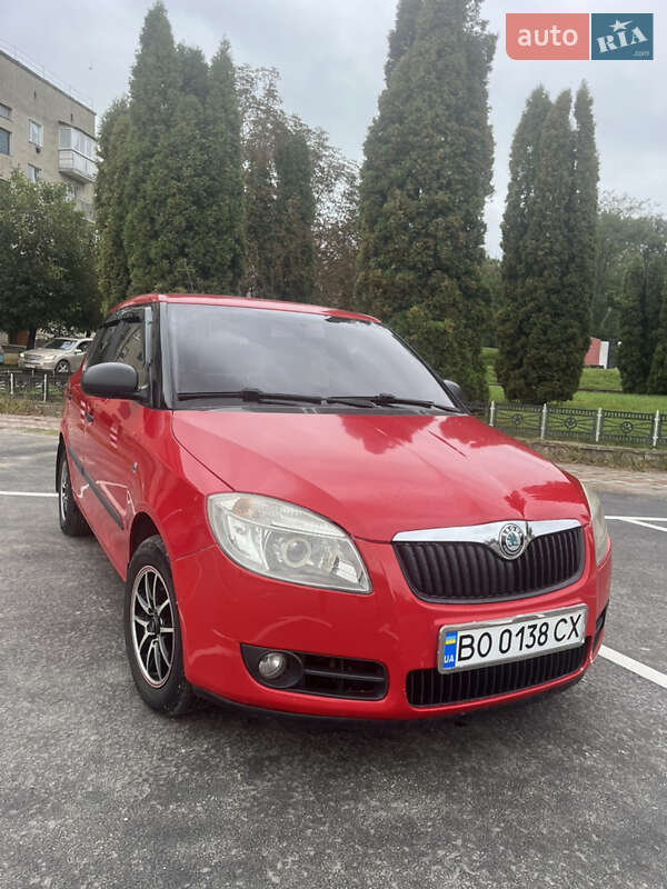 Хетчбек Skoda Fabia 2007 в Гусятині