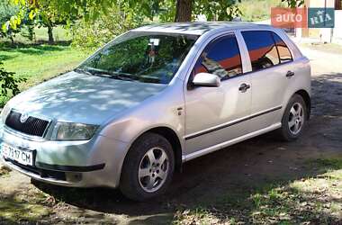 Хэтчбек Skoda Fabia 2002 в Черновцах