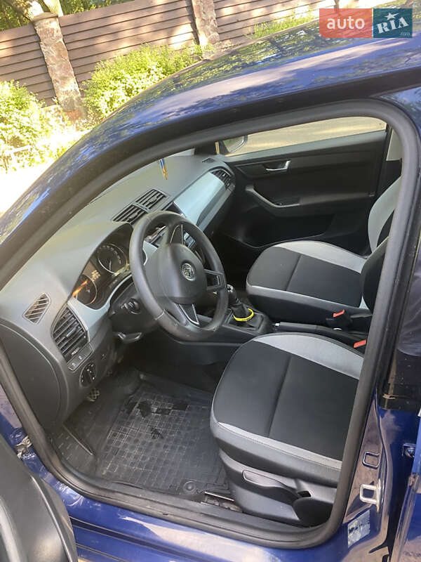 Хэтчбек Skoda Fabia 2016 в Киеве