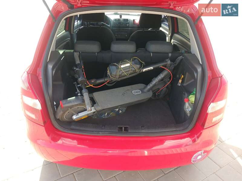 Хетчбек Skoda Fabia 2011 в Черкасах фото 3 Хетчбек Skoda Fabia 2011 в Черкасах