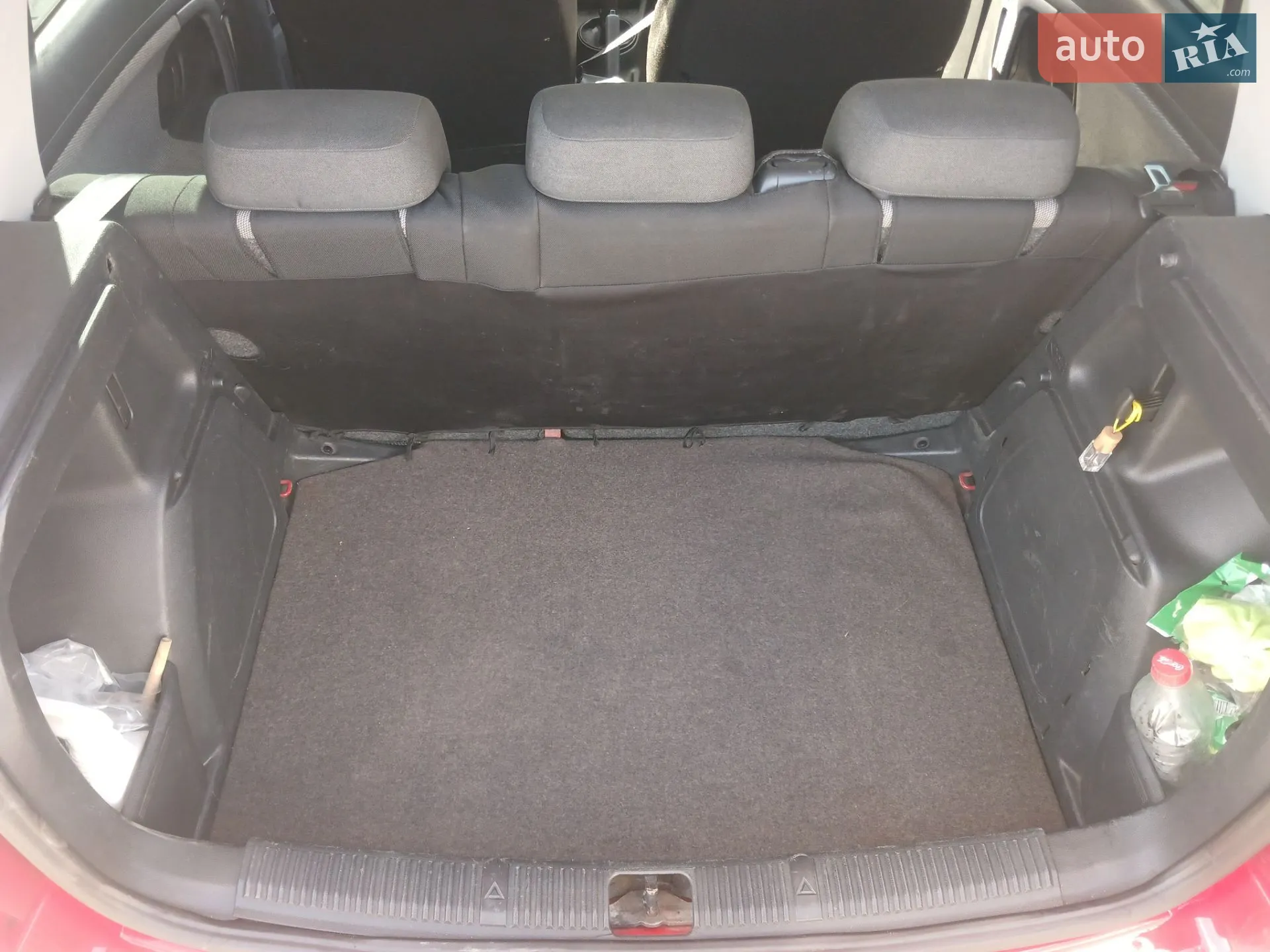 2011 Skoda Fabia - мініатюра 7