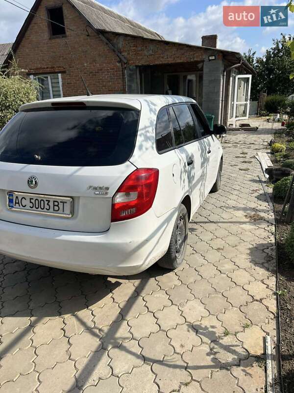 Універсал Skoda Fabia 2010 в Луцьку