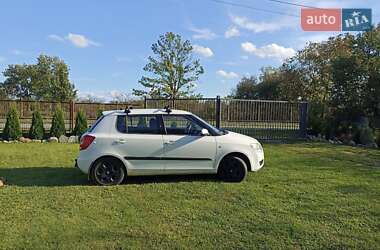 Хэтчбек Skoda Fabia 2008 в 