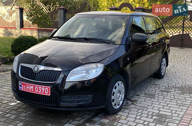 Универсал Skoda Fabia 2009 в Луцке