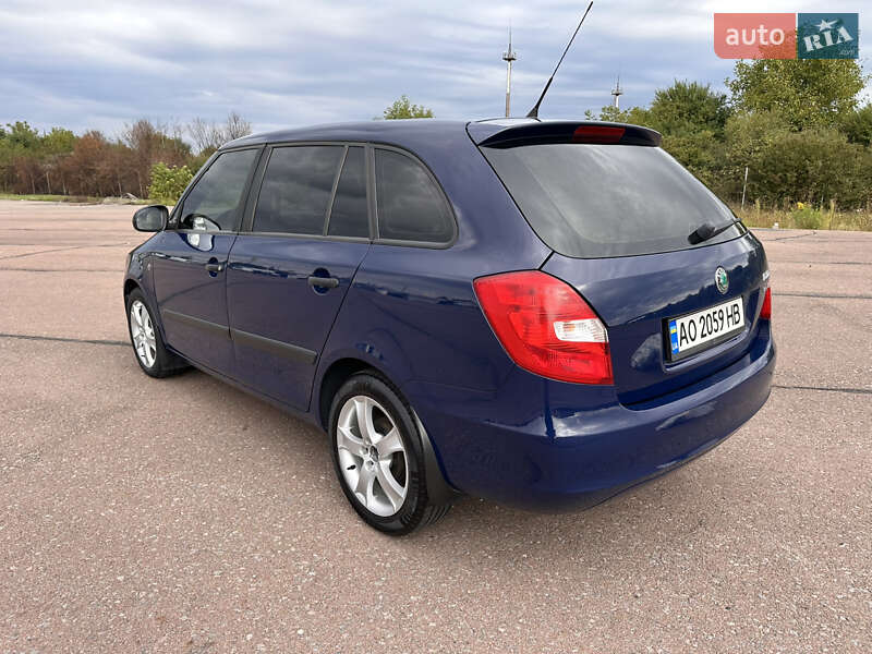 Універсал Skoda Fabia 2012 в Ужгороді