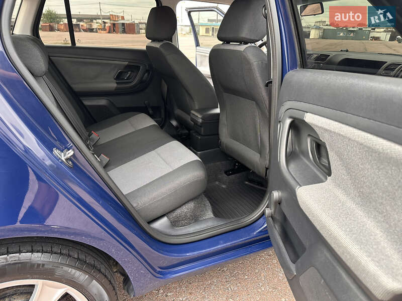 Універсал Skoda Fabia 2012 в Ужгороді