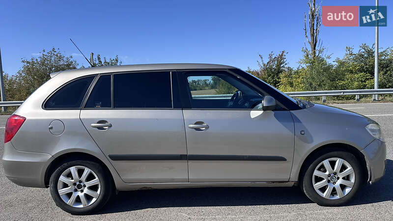 Универсал Skoda Fabia 2008 в Харькове