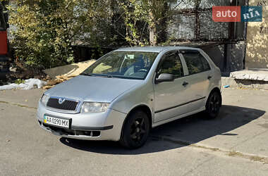 Хэтчбек Skoda Fabia 2001 в 