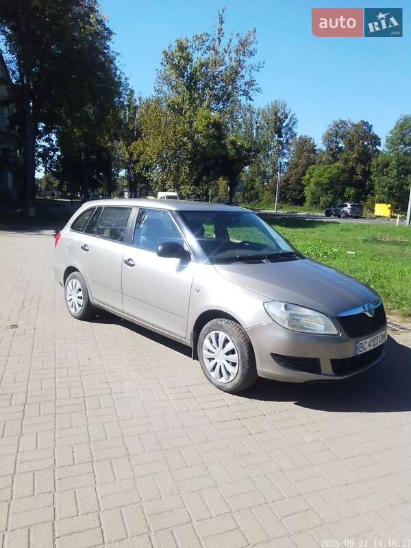 Универсал Skoda Fabia 2012 в Львове
