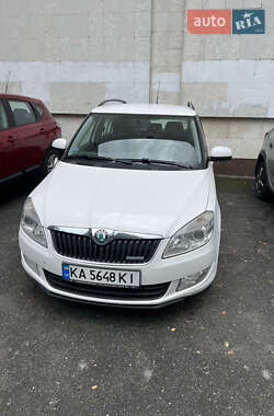 Универсал Skoda Fabia 2011 в Киеве