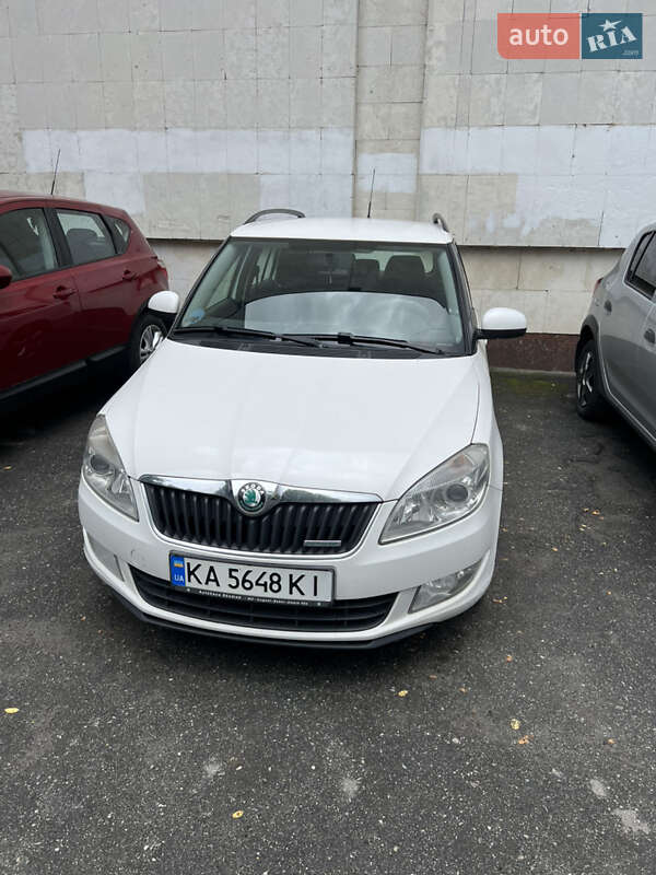 Skoda Fabia 2011 Skoda Fabia 2011