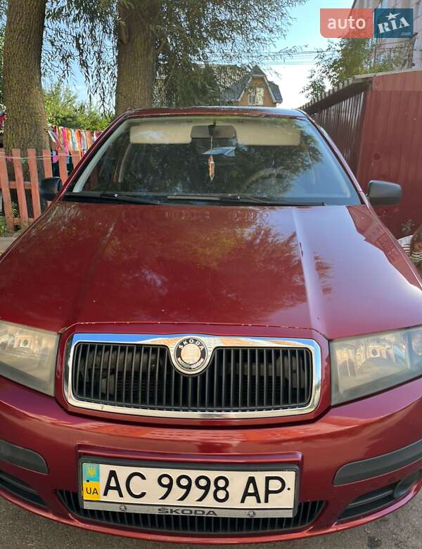 Хэтчбек Skoda Fabia 2007 в Вишневом
