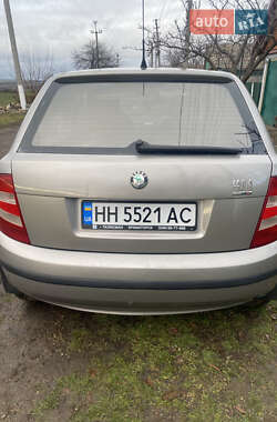Хэтчбек Skoda Fabia 2007 в 