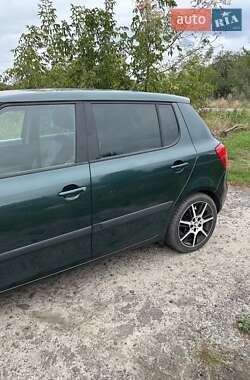 Хэтчбек Skoda Fabia 2007 в 