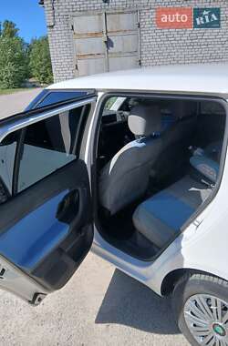 Хэтчбек Skoda Fabia 2008 в 