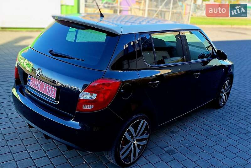 Хэтчбек Skoda Fabia 2010 в Львове