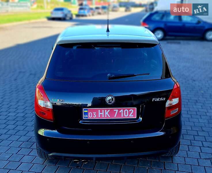 Хэтчбек Skoda Fabia 2010 в Львове